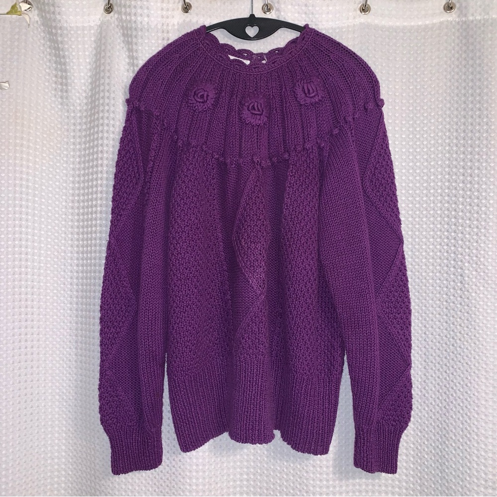 R.G.A Vintage Purple Cottagecore Embroidered Sweater. L